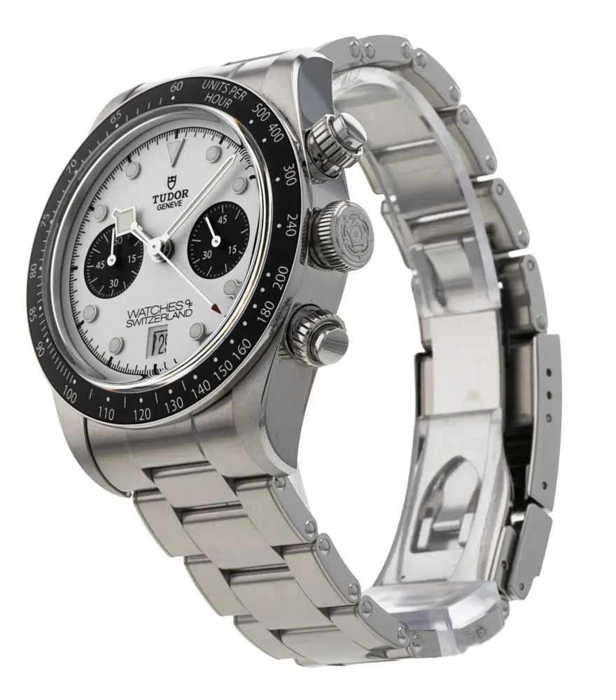 Tudor Black Bay Chrono M79360N-0012 — 2024 — Very good detail 2