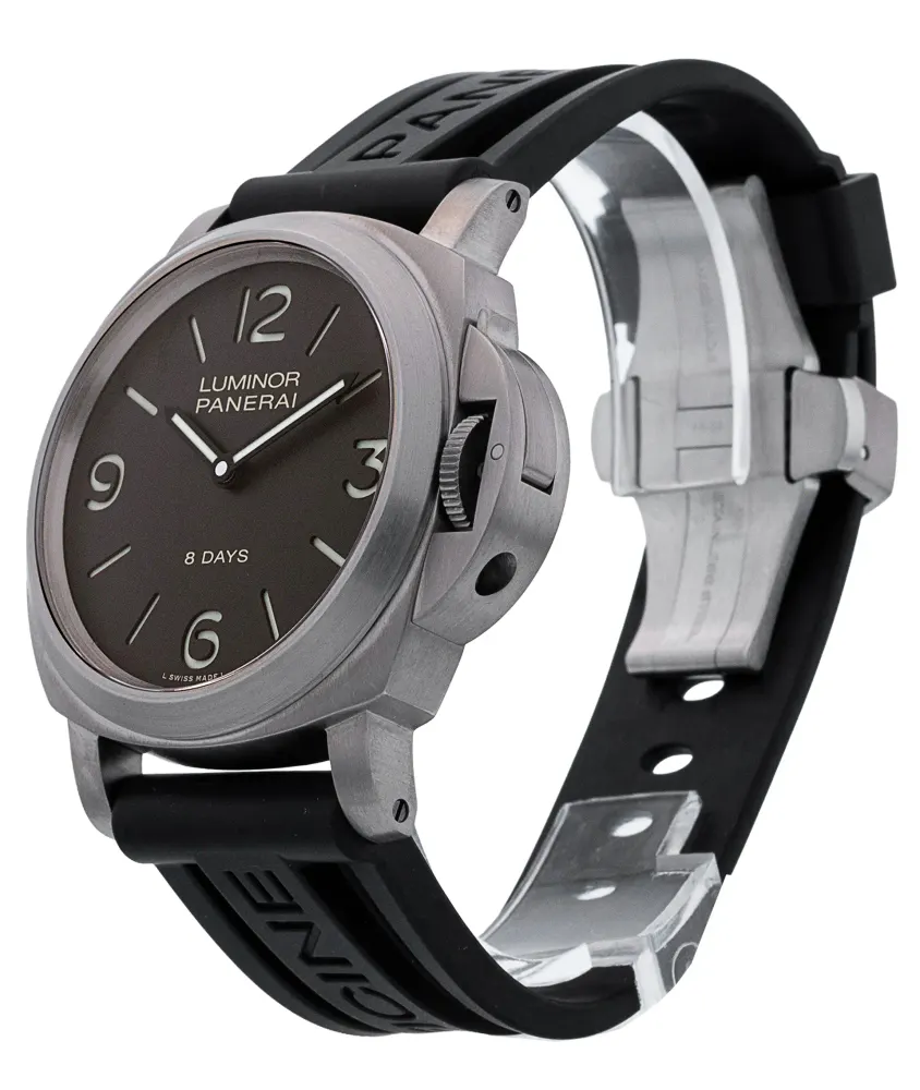Panerai Luminor Base PAM00562 — 2015 — Excellent in Brown Quarter Arabic, additional product view 2