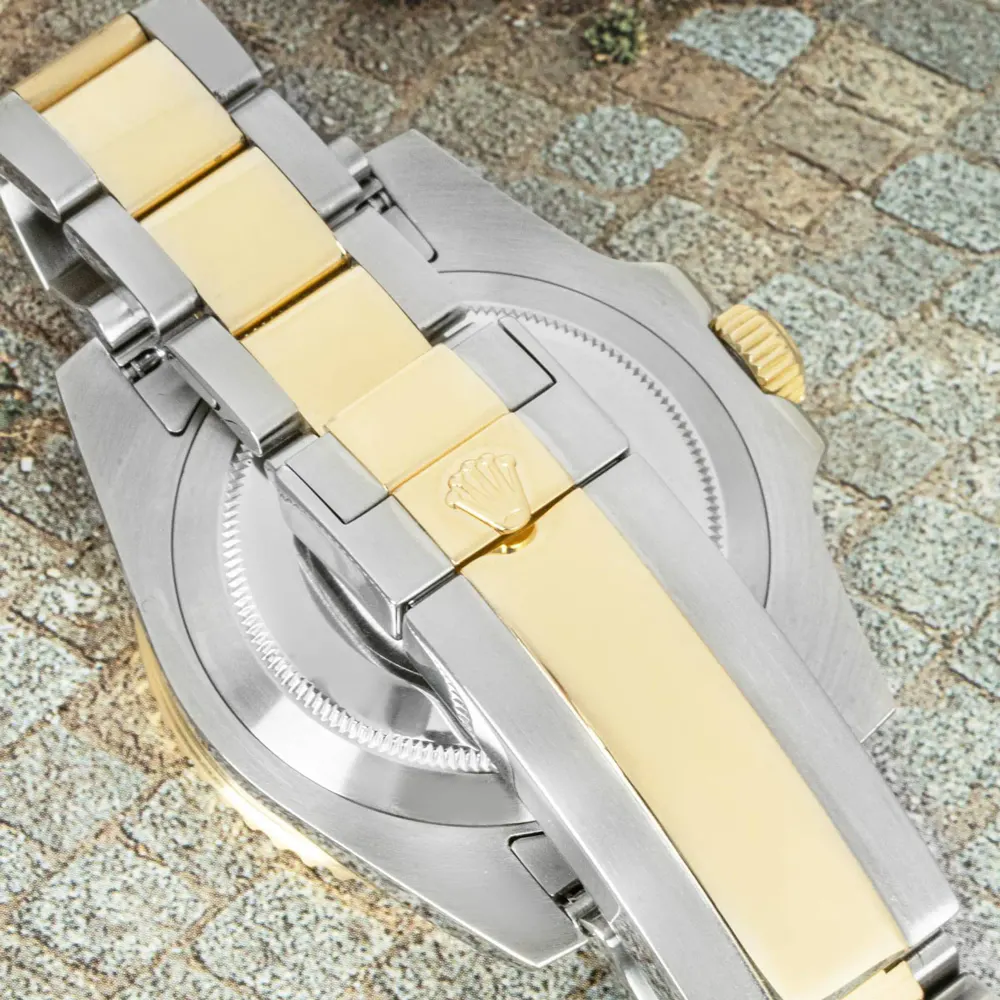 Rolex Submariner 116613 LB — 2010 — Very good detail 3