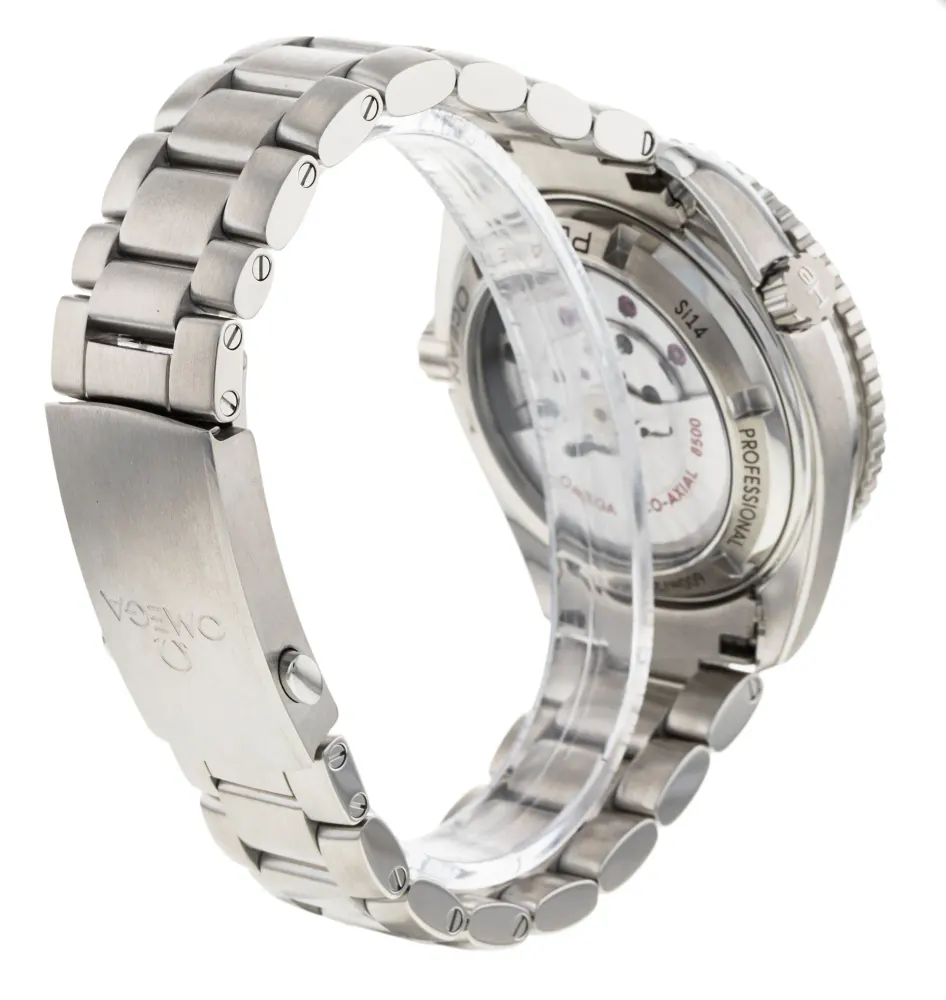 Omega Planet Ocean 232.30.42.21.01.003 — 2015 — Very good detail 3