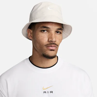 Nike Apex Swoosh Bucket Hat - Light Orewood Brown/Sail