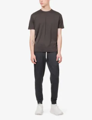 VUORI Terrain Short-Sleeve Woven T-Shirt detail 2