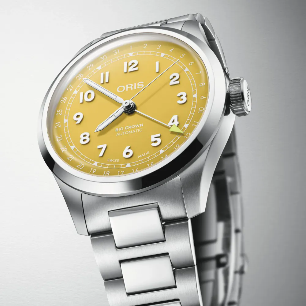 Oris Big Crown Pointer Date 40mm Mens Watch Yellow detail 2