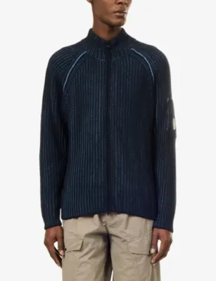 CP COMPANY Lens Full-Zip Fleece Knit Jumper detail 3
