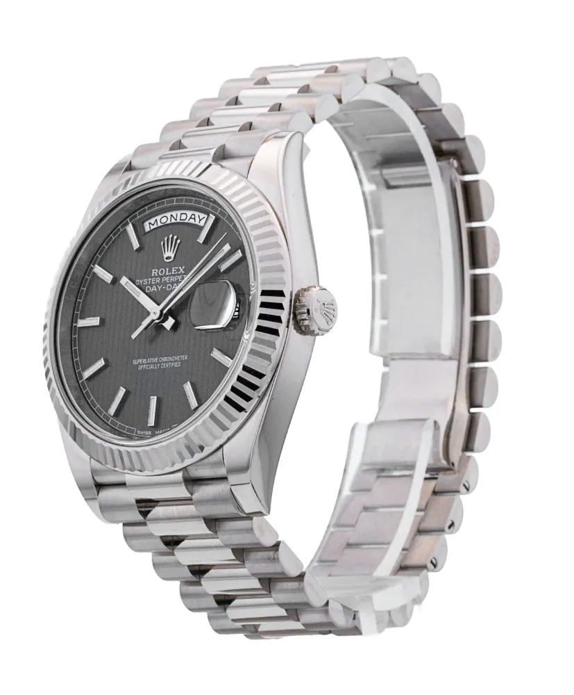Rolex Day-Date 40 228239 — 2016 — Very good detail 2