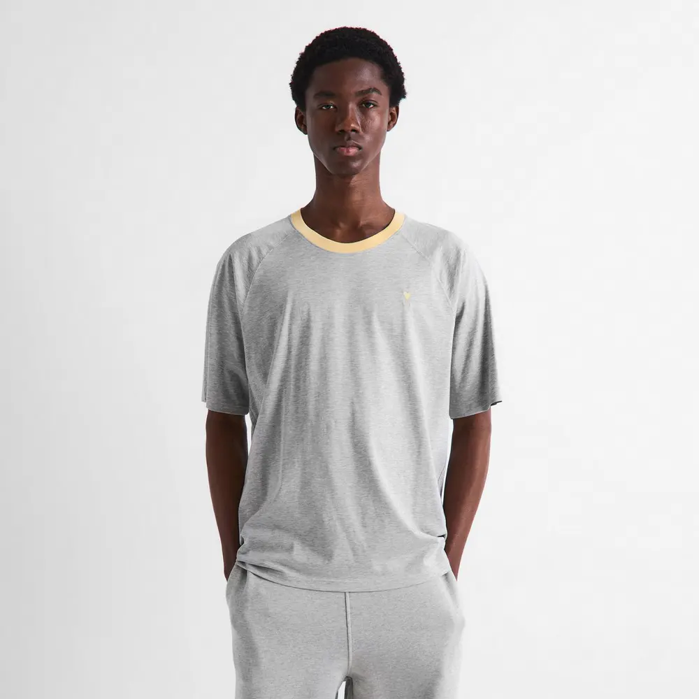 Ami Paris Men's T-Shirt detail 3