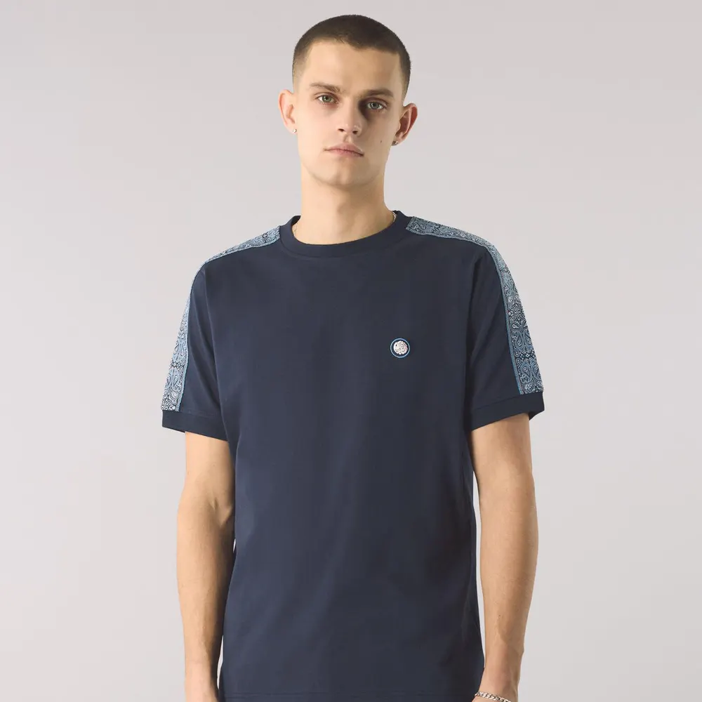 Pretty Green Men's Eclipse Paisley Regular Fit T-Shirt detail 3