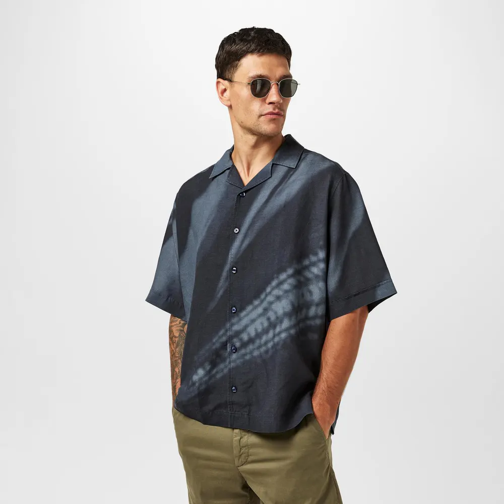 Boss Men's Lapis Short Sleeve Shirt in Dark Blue, additional product view 3