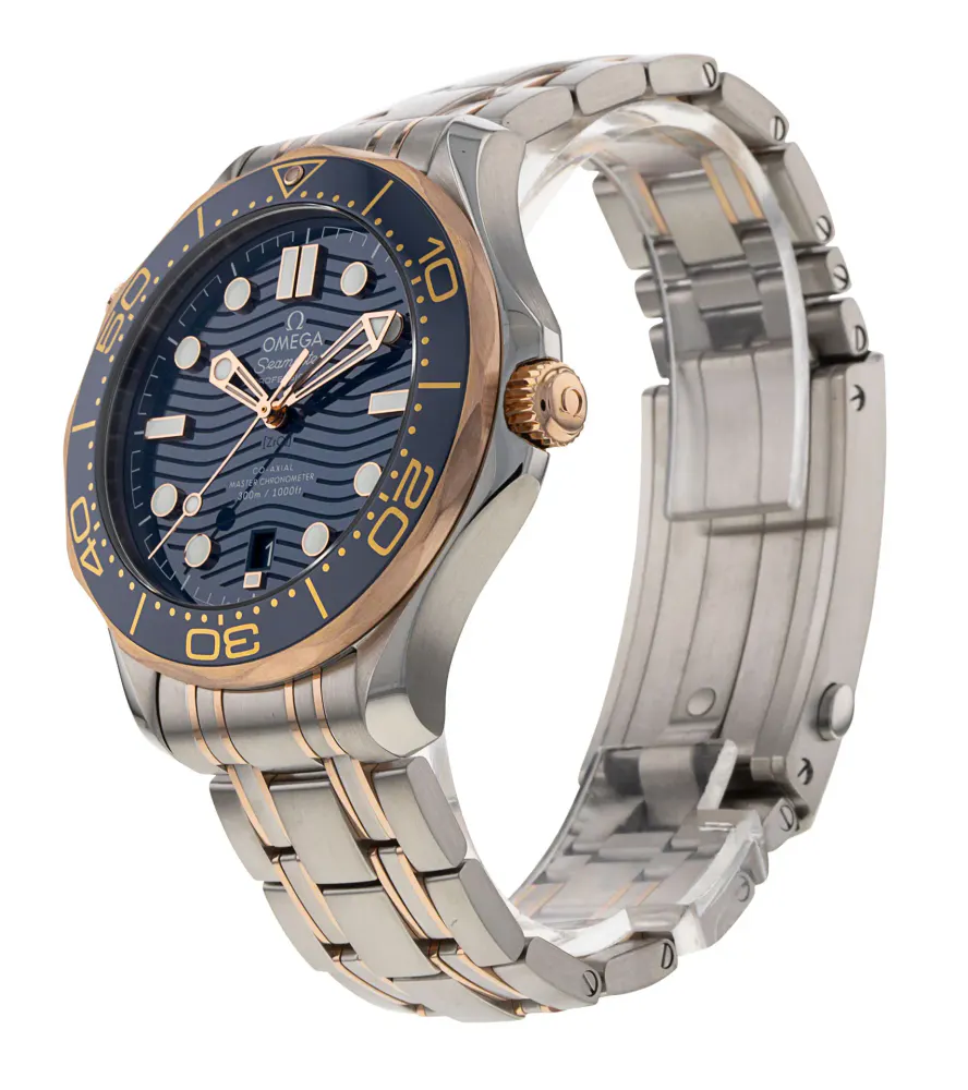 Omega Seamaster Diver 300m 210.20.42.20.03.002 — 2019 — Excellent detail 2