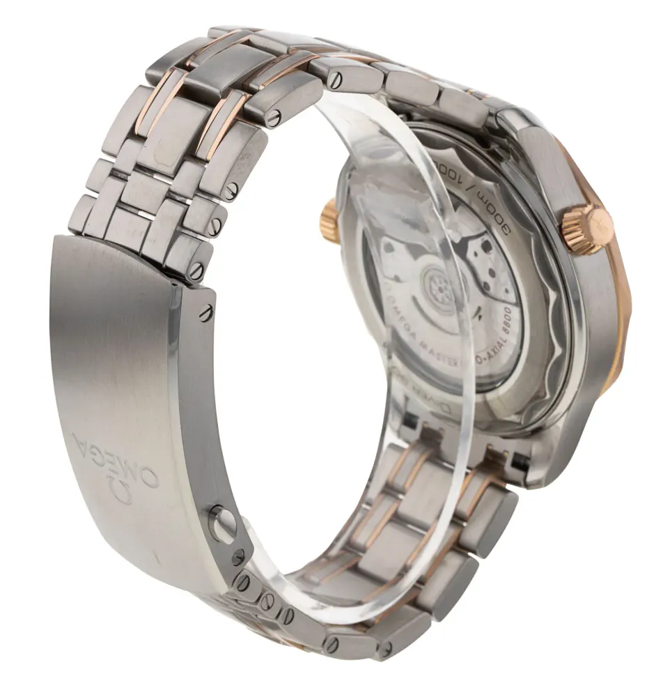 Omega Seamaster Diver 300m 210.20.42.20.03.002 — 2019 — Excellent detail 3