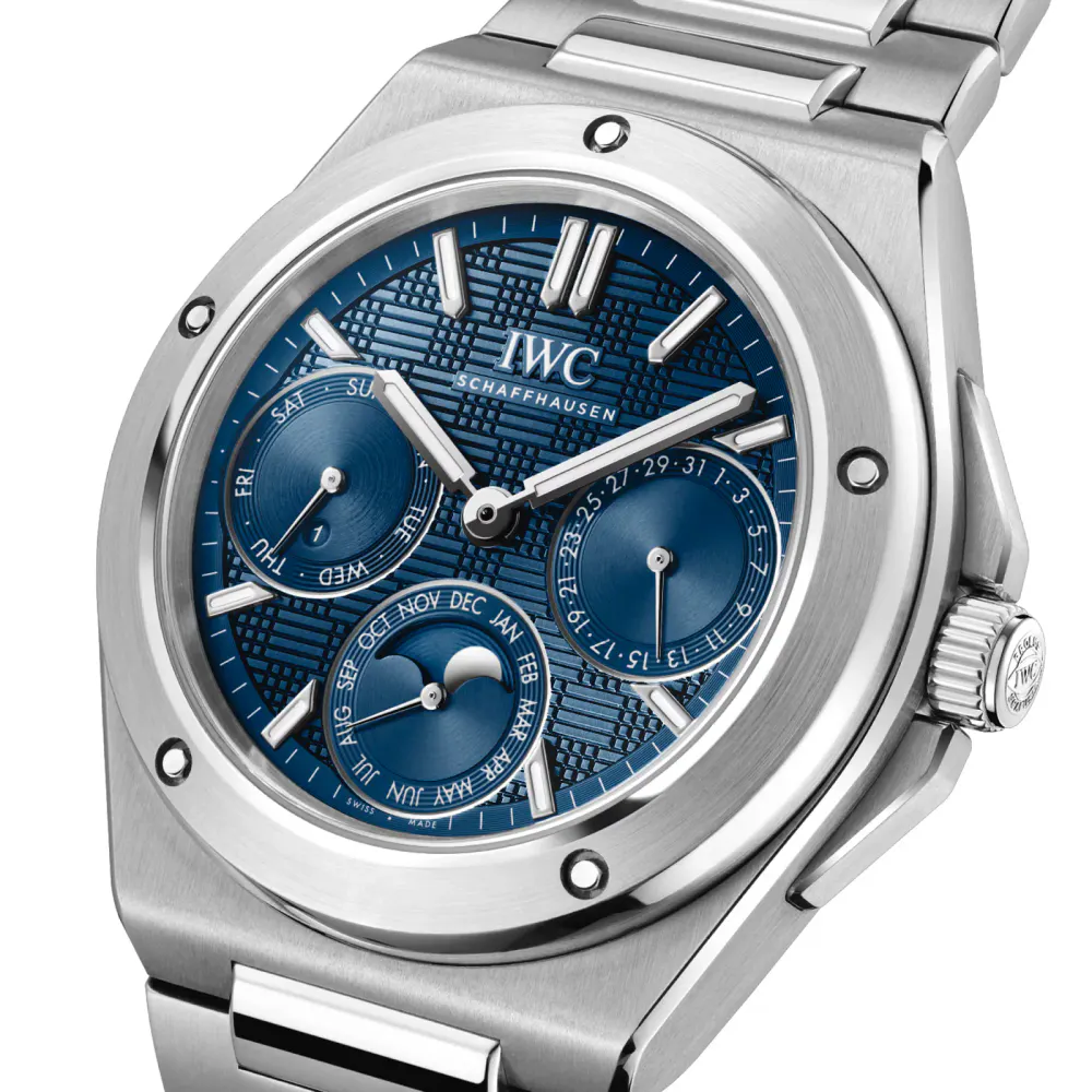 IWC Ingenieur Perpetual Calendar 41mm MensWatch Blue detail 2