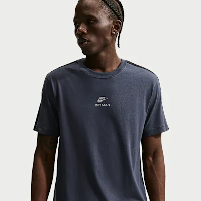 Nike Sportswear Men's Short-Sleeve T-Shirt - Thunder Blue/Black