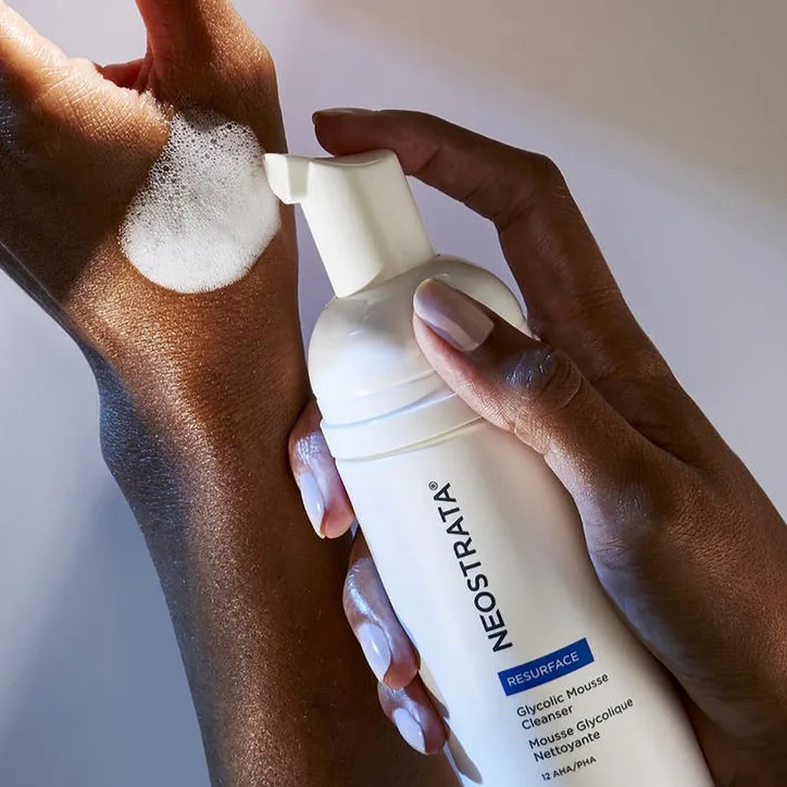 NeoStrata Glycolic Mousse Cleanser 125ml detail 3