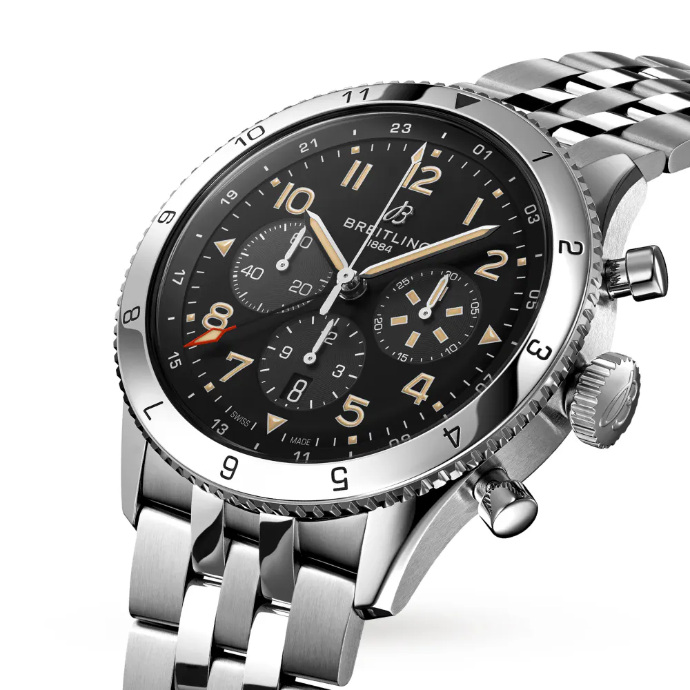 Breitling Super AVI B04 Chronograph GMT 46 P-51 Mustang Watch detail 2