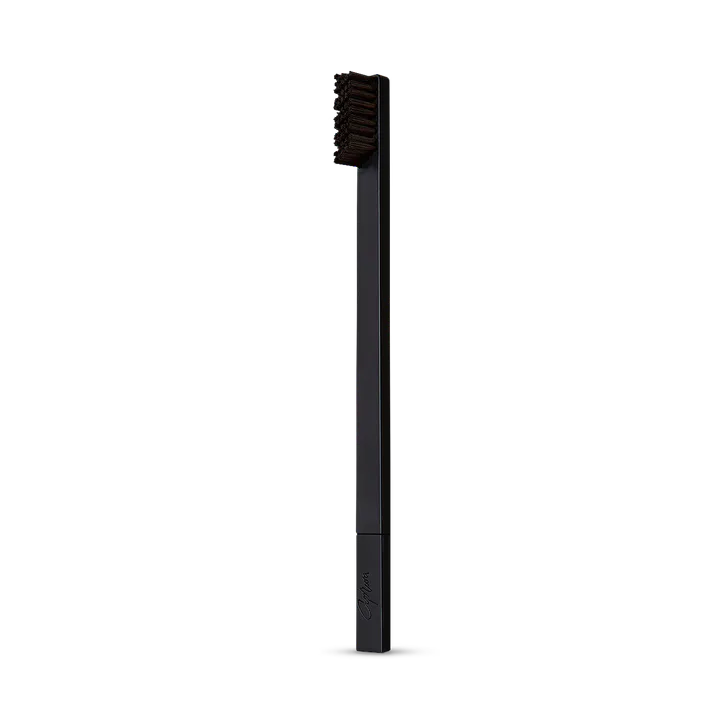 Apriori Midnight Black Medium Toothbrush detail 2