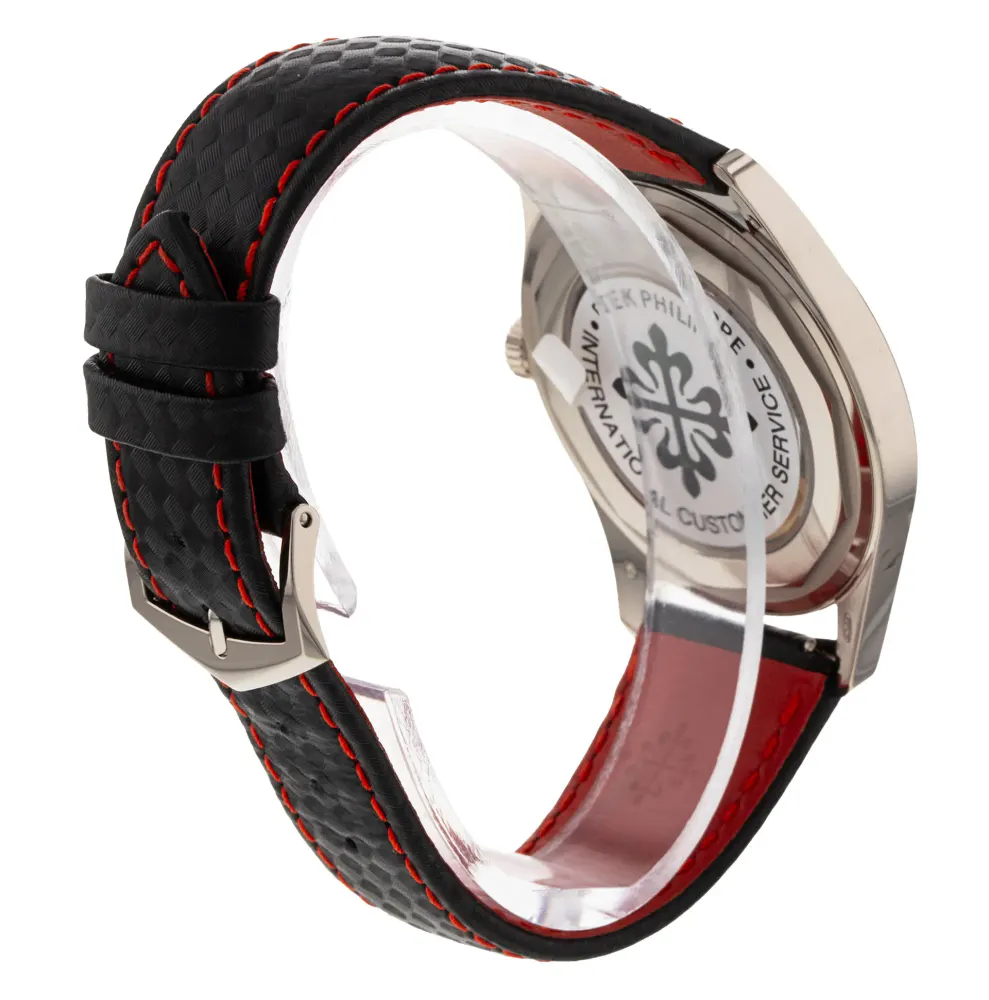 Patek Philippe Calatrava 6007G-010 — 2025 — Very good in Black, additional product view 3