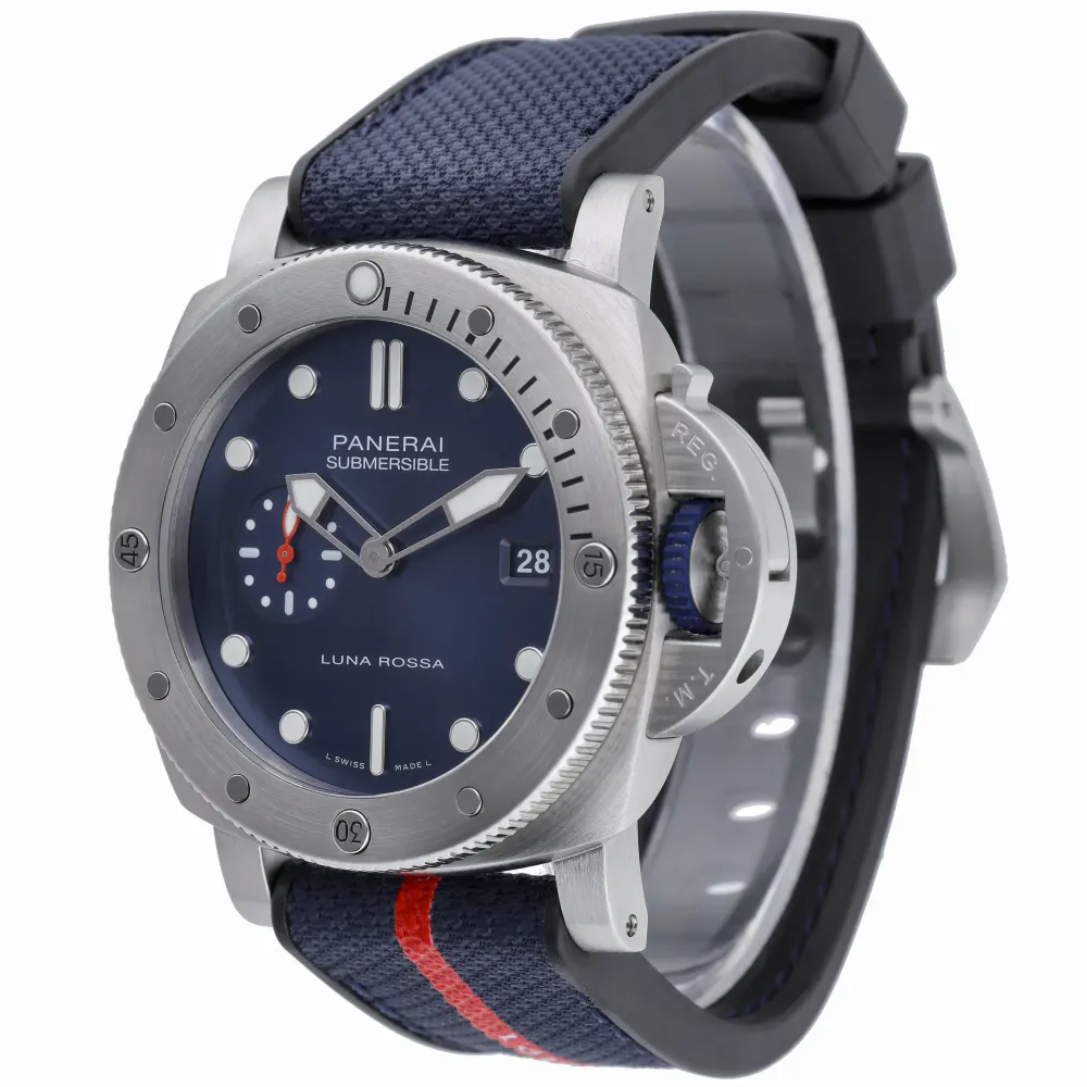 Panerai Submersible QuarantaQuattro PAM01391 — 2023 — Excellent in Blue, additional product view 2