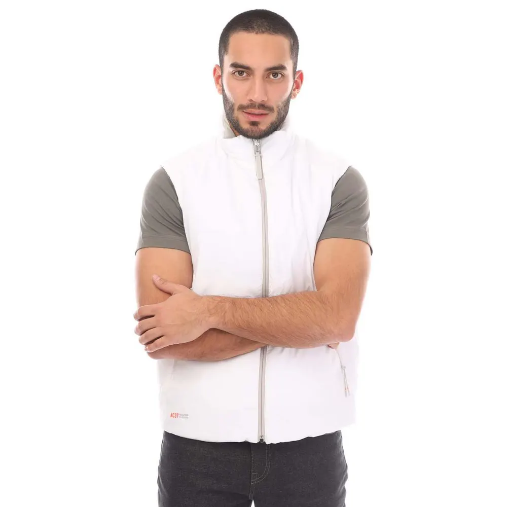 Belstaff Nylon Challenger Gilet detail 2