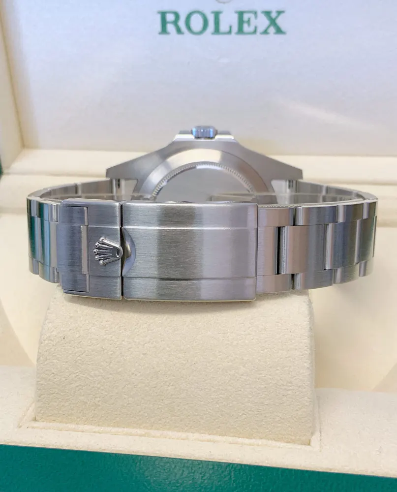 Rolex Explorer II 216570 — 2015 — Very good detail 3