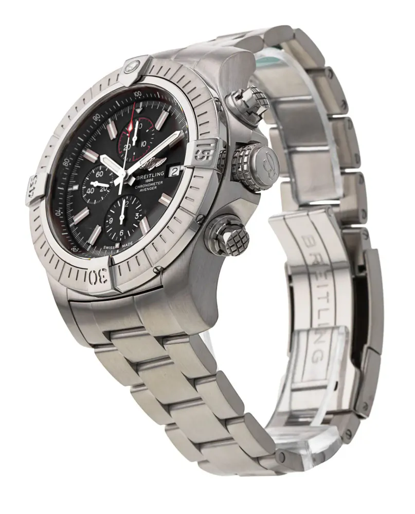 Breitling Super Avenger A13375 — 2022 — Excellent detail 2