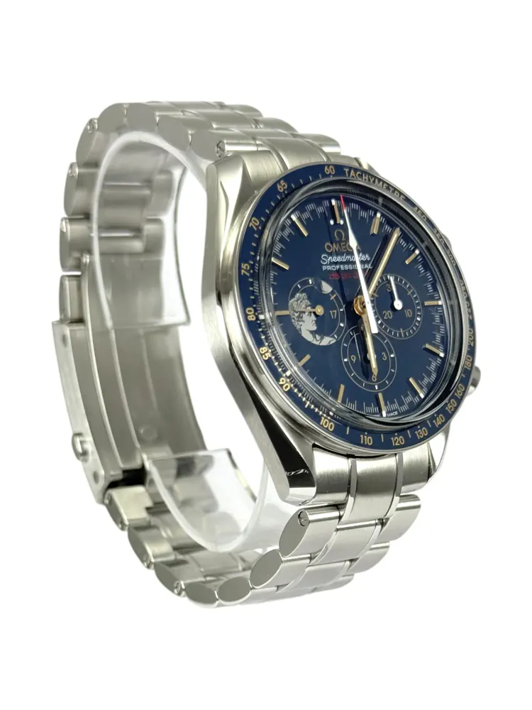 Omega Speedmaster Moonwatch 311.30.42.30.03.001 — 2018 — Very good detail 3