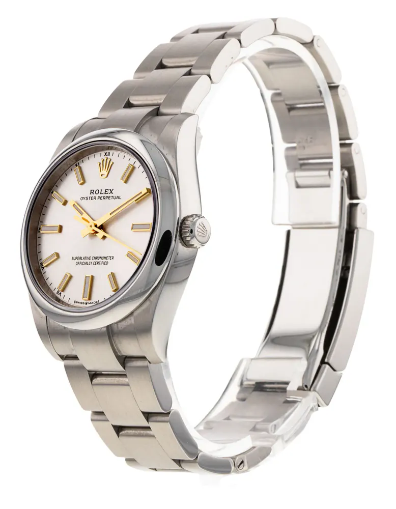 Rolex Oyster Perpetual 124200 — 2026 — Excellent detail 2
