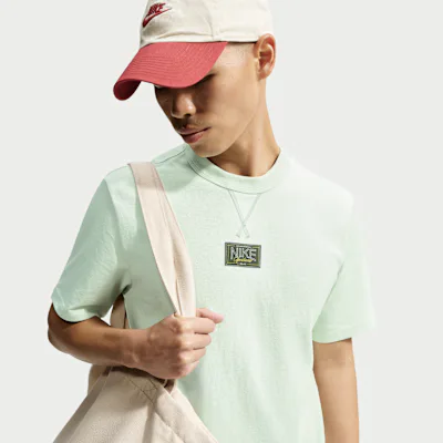 Nike Sportswear Premium Essentials T-Shirt - Jade Aura