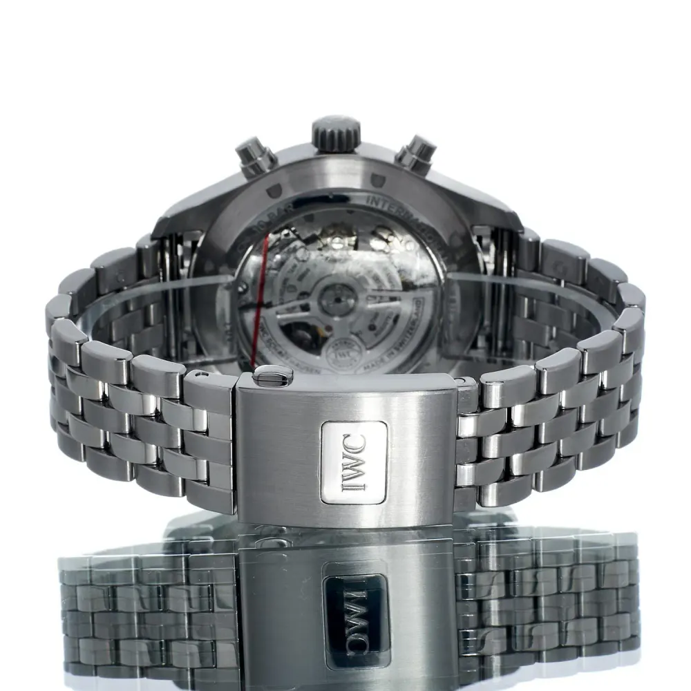 IWC Pilot's Chrono IW378004 — 2022 — Excellent detail 3
