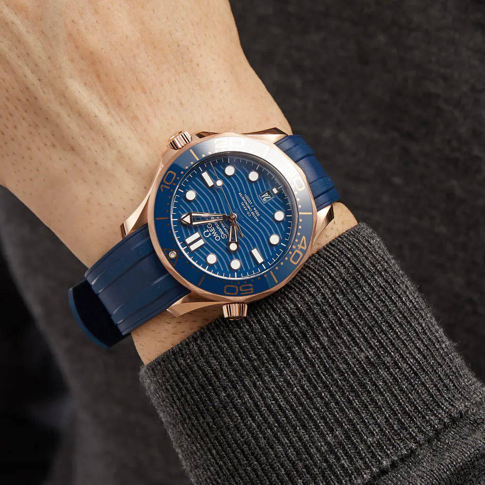 Omega Seamaster Diver 300M 42mm Mens Watch Blue in Blue, additional product view 3