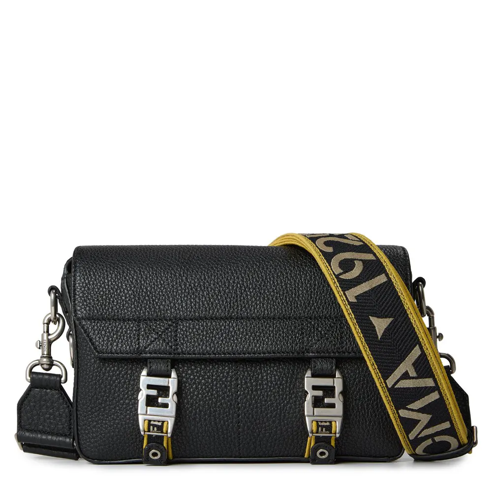 Fendi Fendi Flow Messenger Sn64