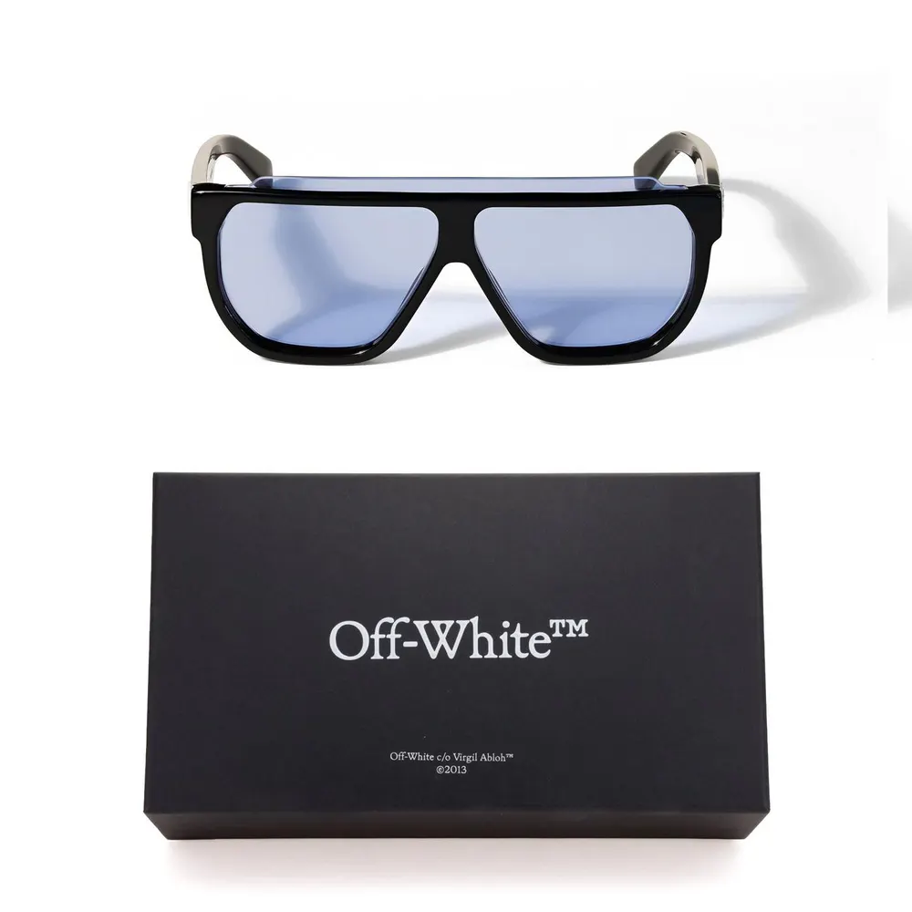Off White Earth Sunglass detail 3
