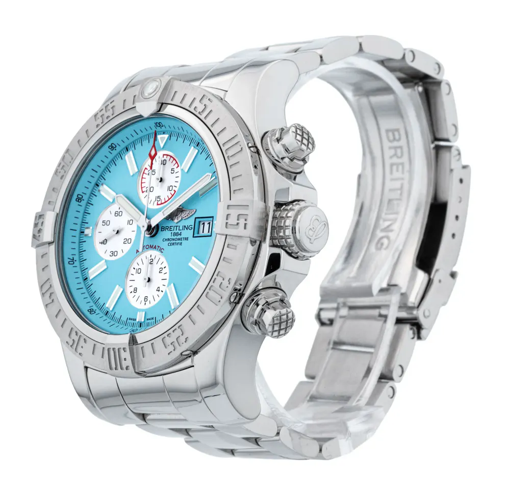 Breitling Super Avenger II A13371 — 2015 — Excellent detail 2