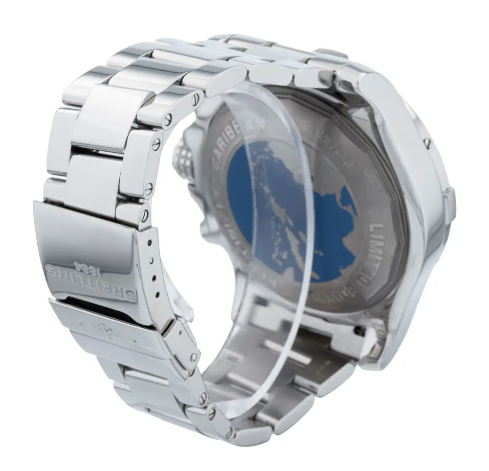 Breitling Super Avenger II A13371 — 2015 — Excellent detail 3