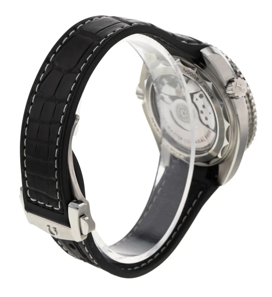 Omega Planet Ocean 215.33.40.20.01.001 — 2021 — Excellent detail 3