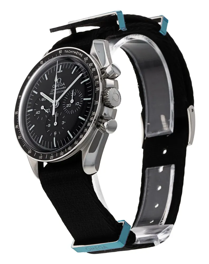Omega Speedmaster Moonwatch 311.33.42.30.01.001 — 2016 — Excellent detail 2