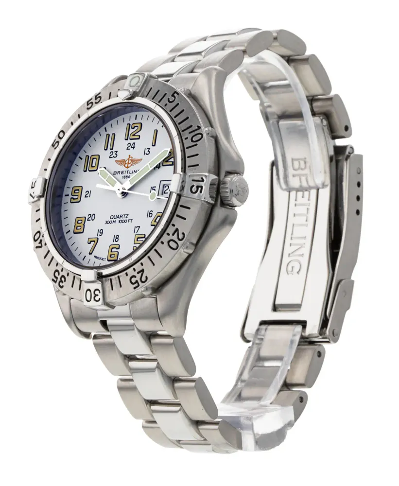 Breitling Colt Quartz A57035 — 2001 — Very good detail 2