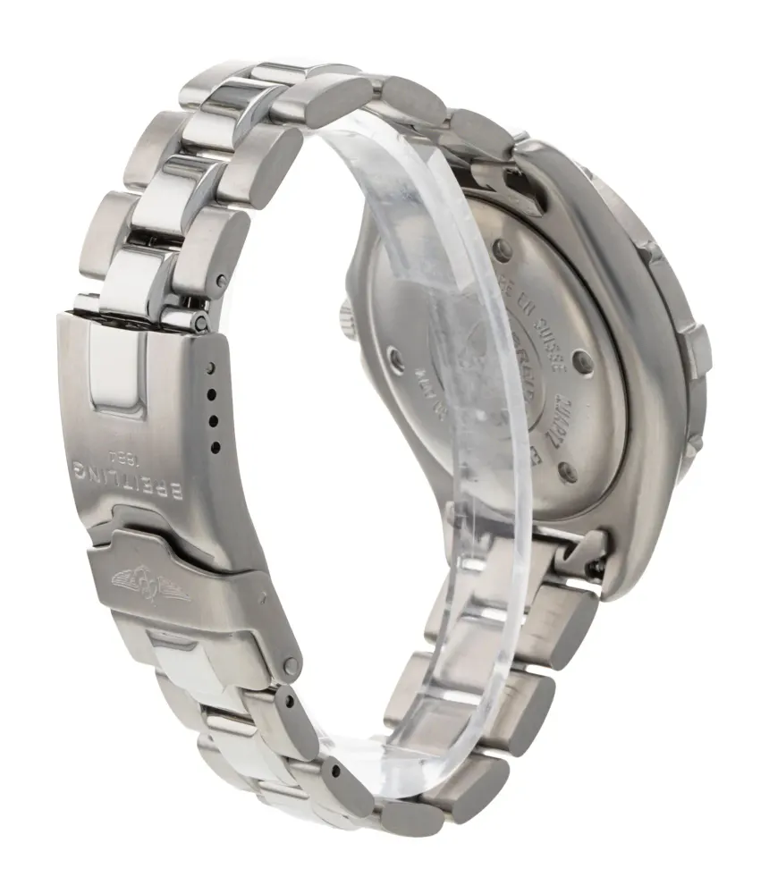 Breitling Colt Quartz A57035 — 2001 — Very good detail 3