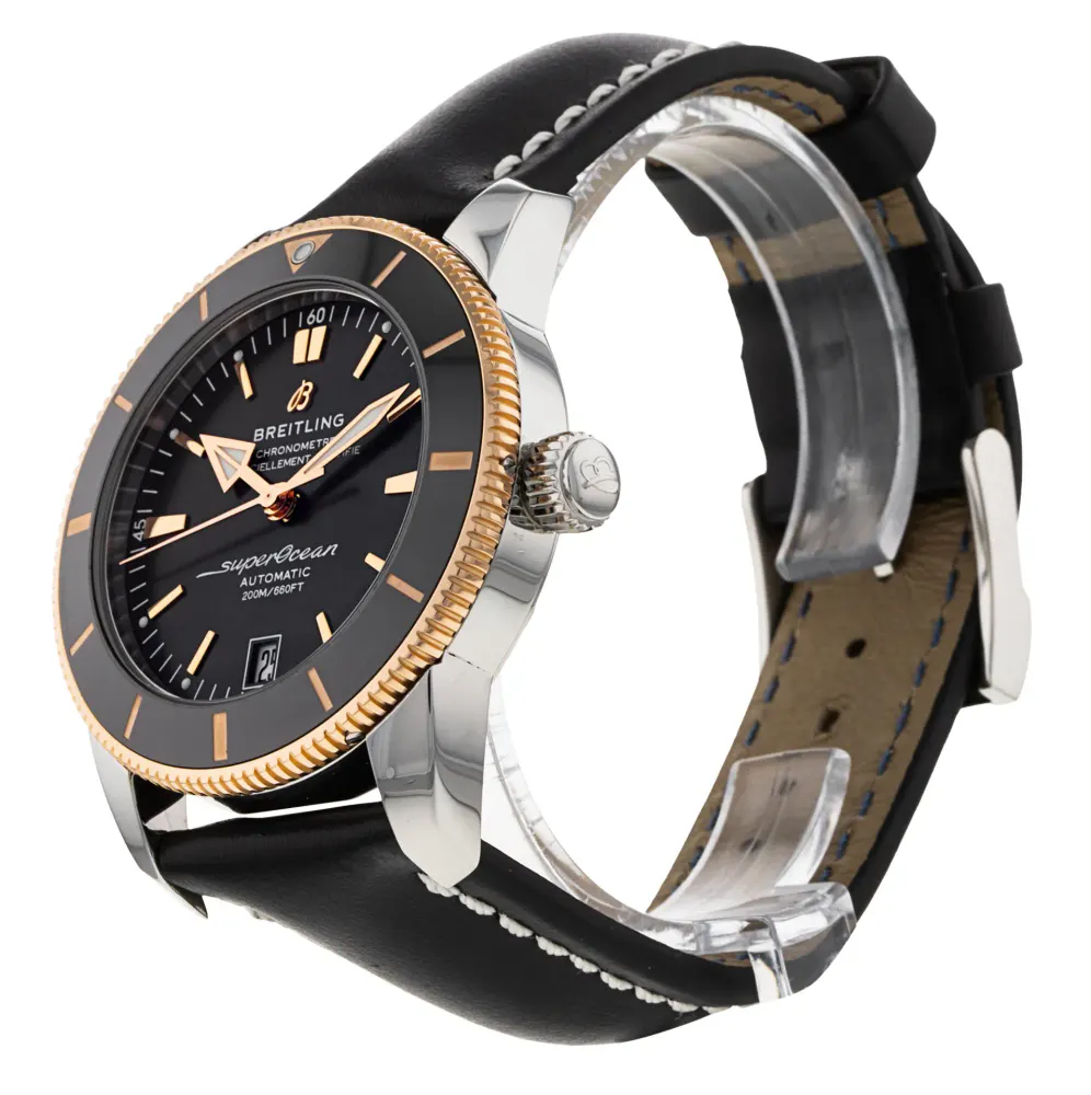 Breitling SuperOcean Heritage B20 Automatic 42 UB2010 — 2020 — Excellent detail 2