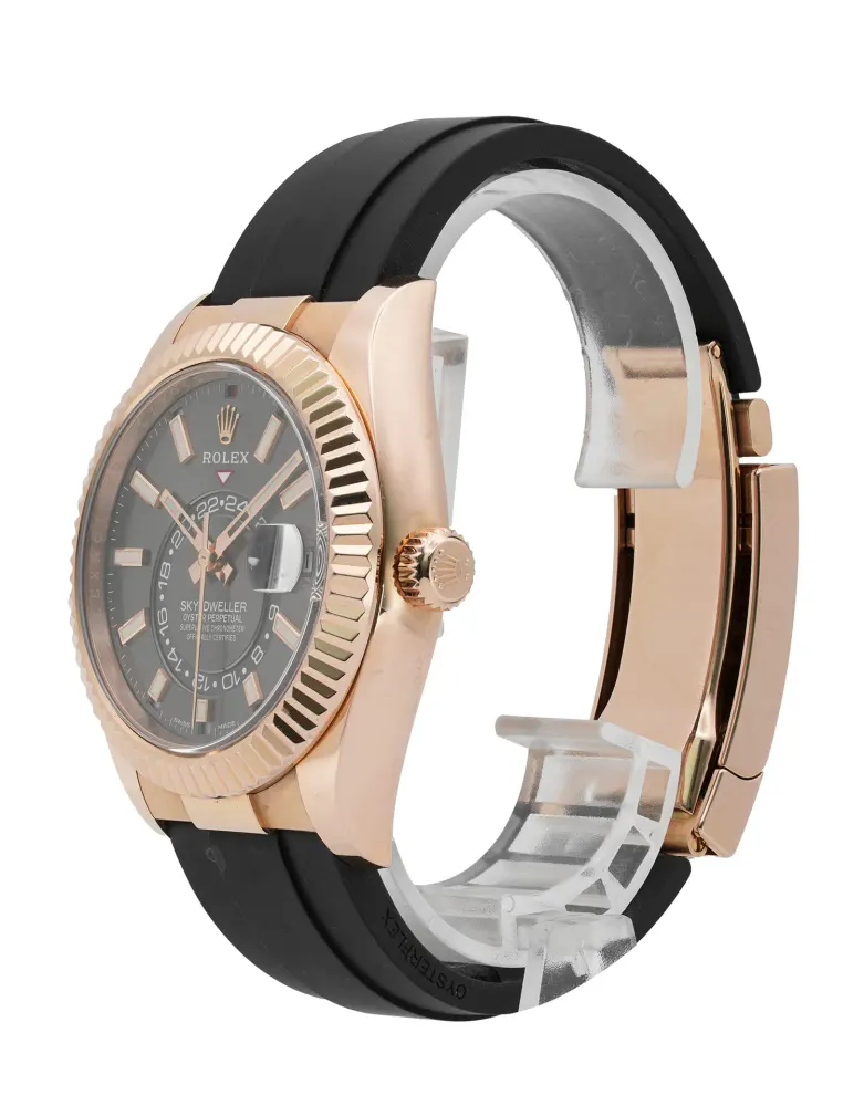 Rolex Sky-Dweller 326235 — 2020 — Very good detail 2