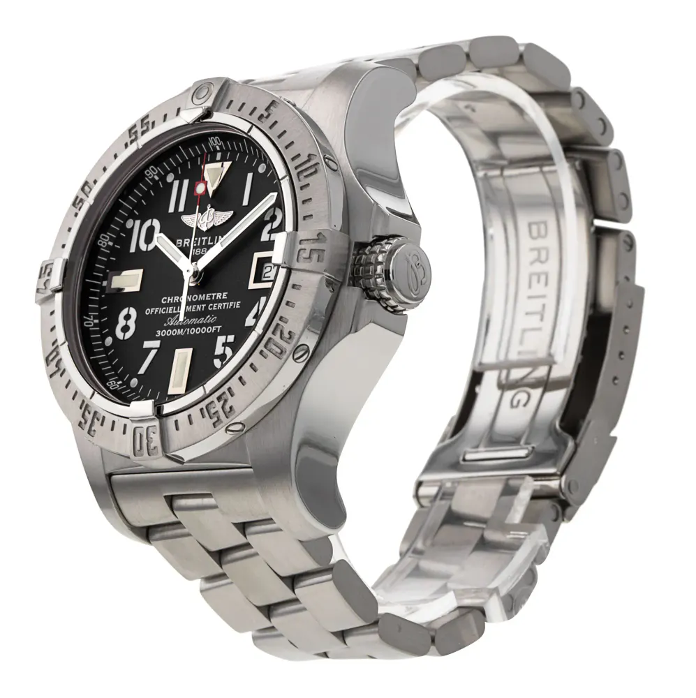 Breitling Avenger Seawolf A17330 — 2013 — Very good detail 2