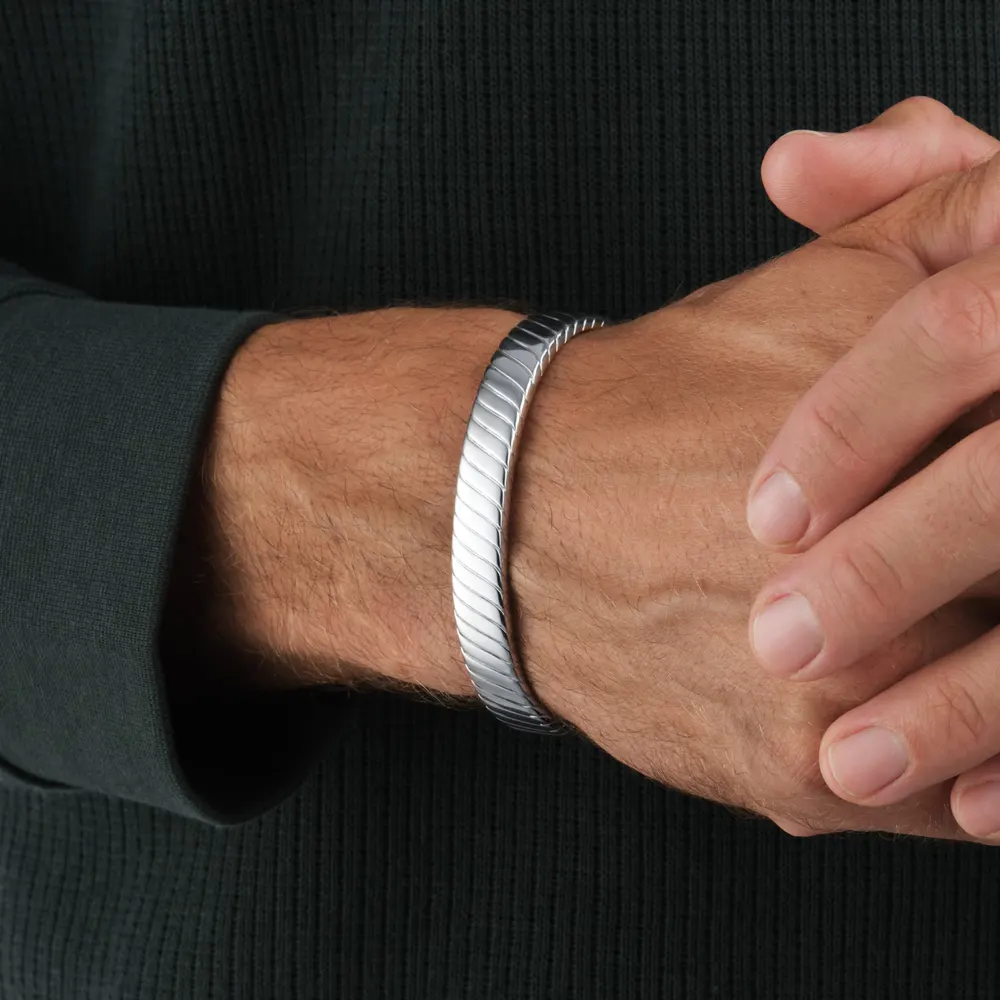 For Him Sterling Silver Mens Twist Cuff Bracelet detail 2