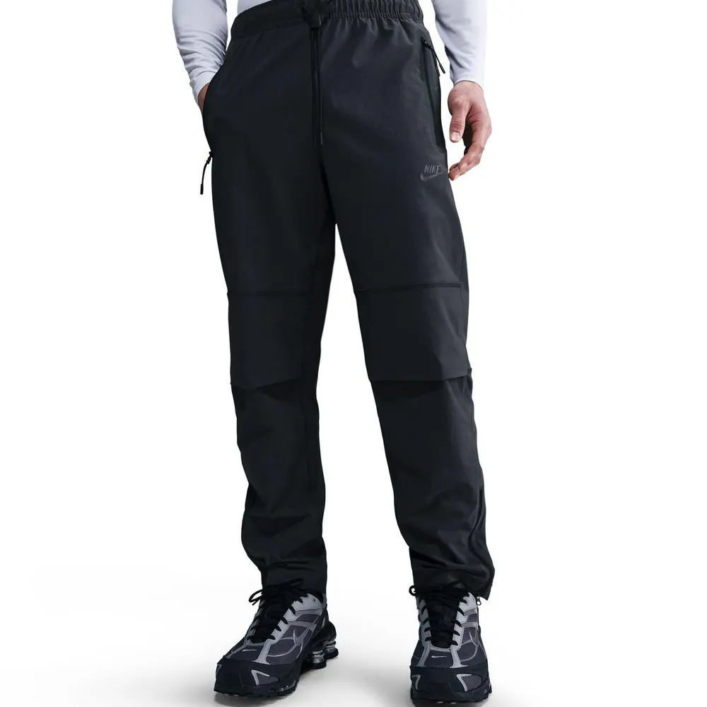 Nike Men's Closed Hem Fleece Joggers