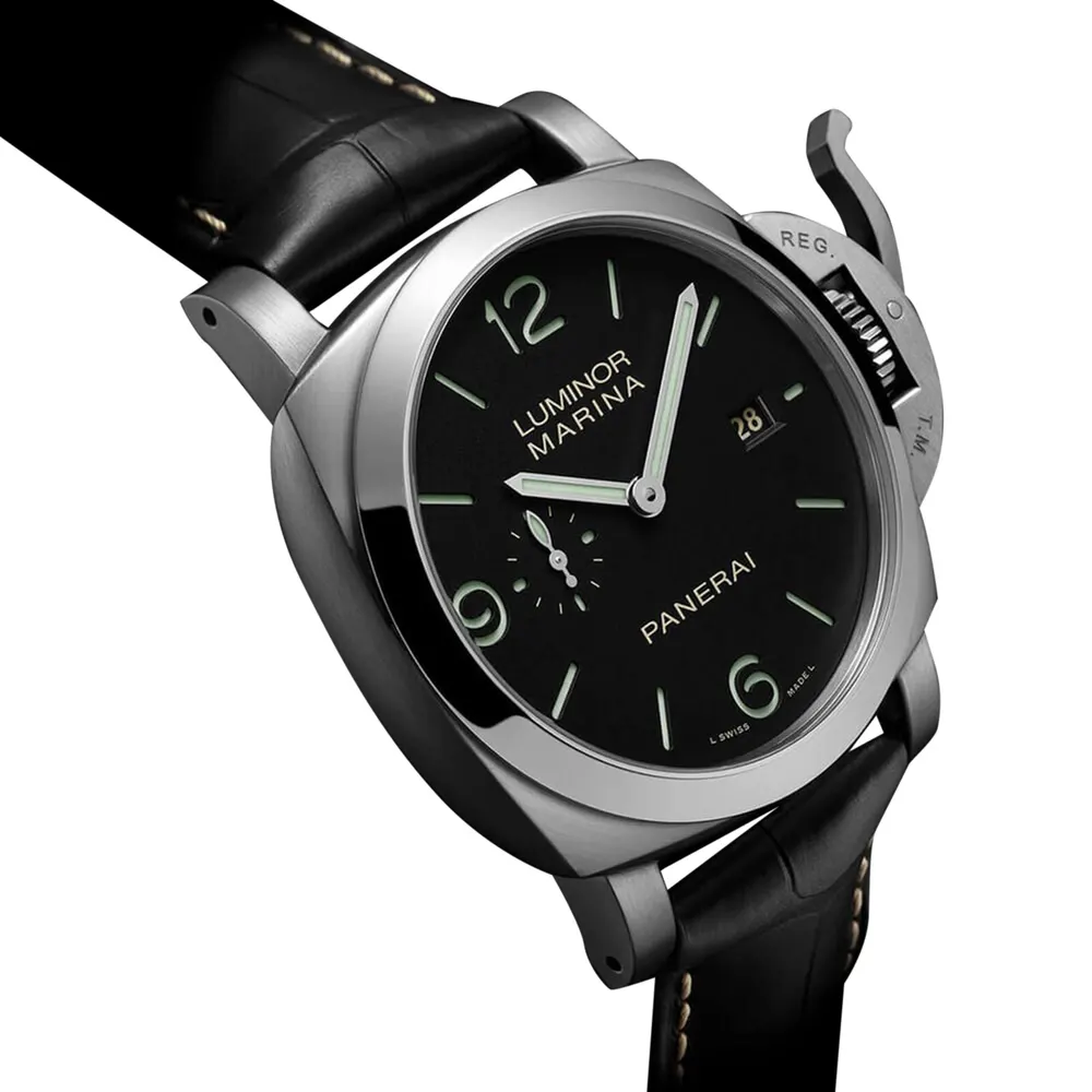 Panerai Luminor Marina 44mm Mens Watch Black detail 3