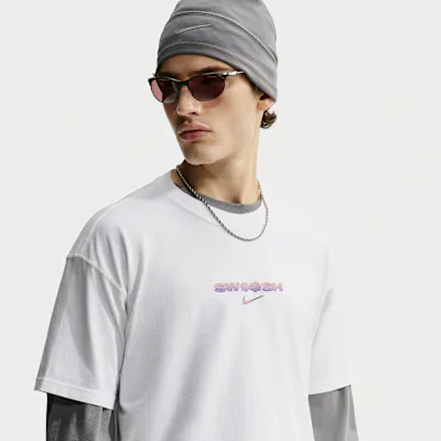 Nike Sportswear T-Shirt - White in White – Nike men's and unisex