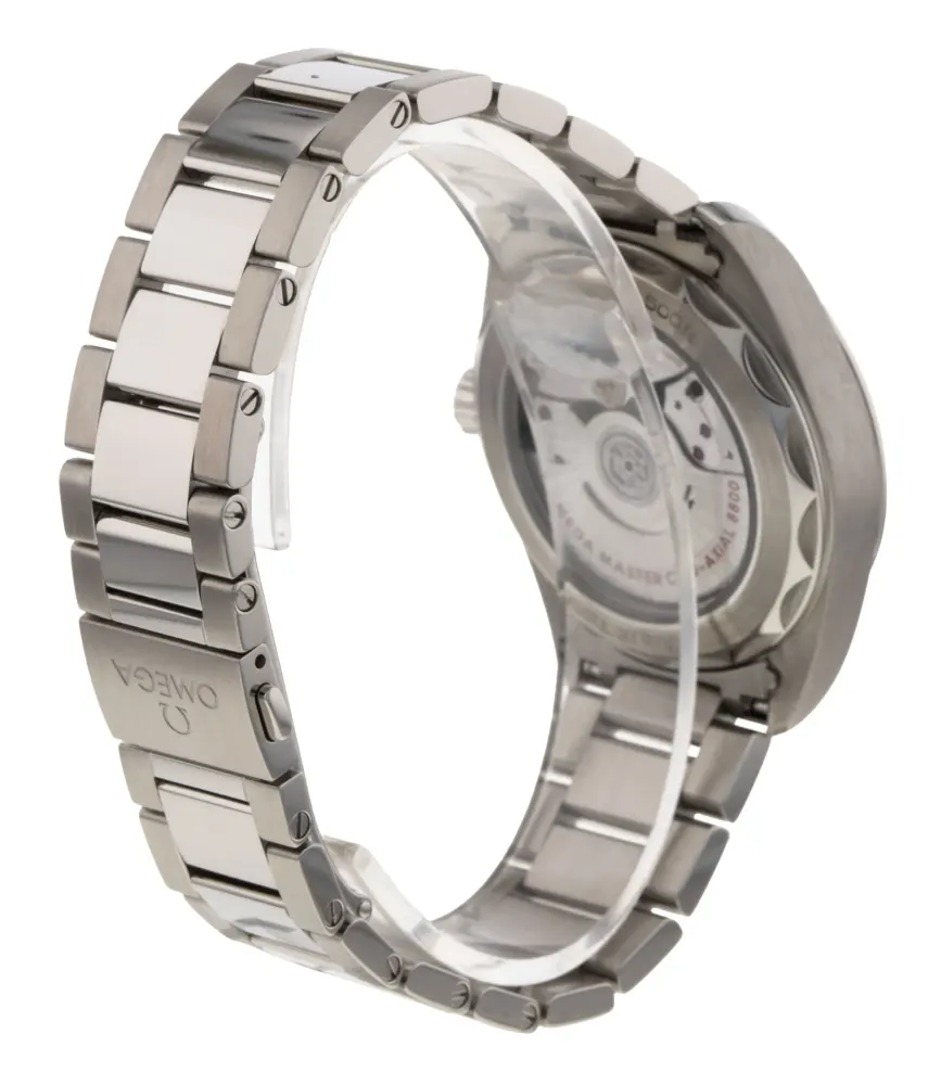Omega Aqua Terra 150m Gents 220.10.38.20.02.001 — 2024 — Excellent detail 3