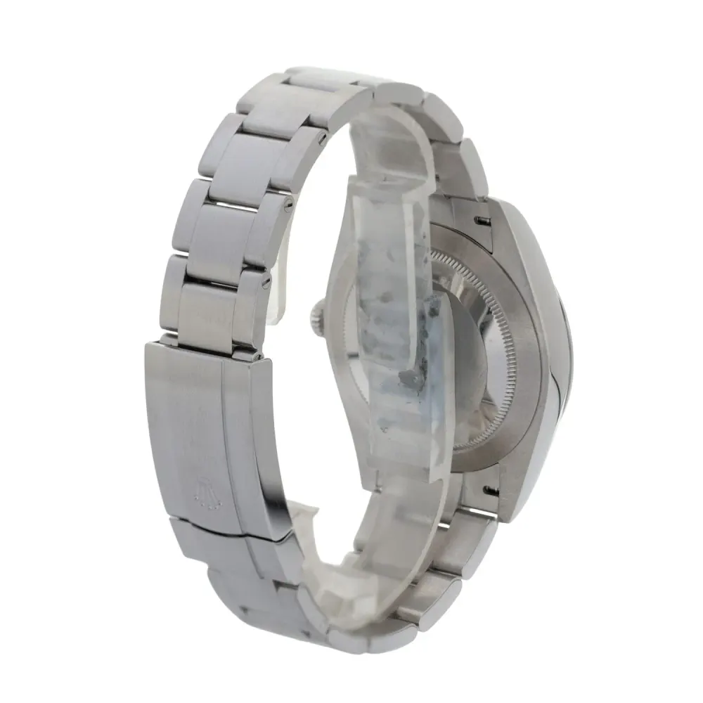 Rolex Oyster Perpetual 124300 — 2022 — Excellent detail 3
