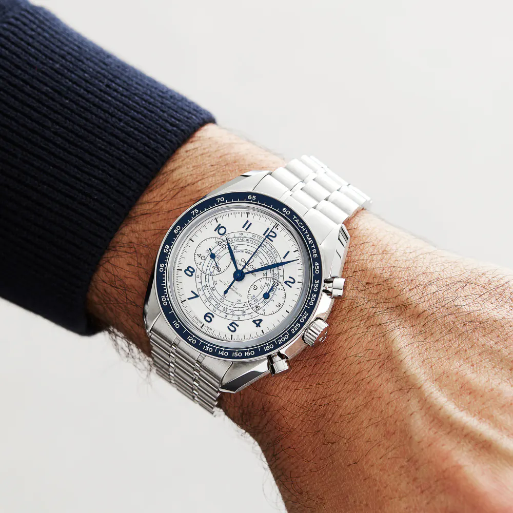 Omega Speedmaster Co-Axial Master Chronometer 43mm Mens in Silver, additional product view 3