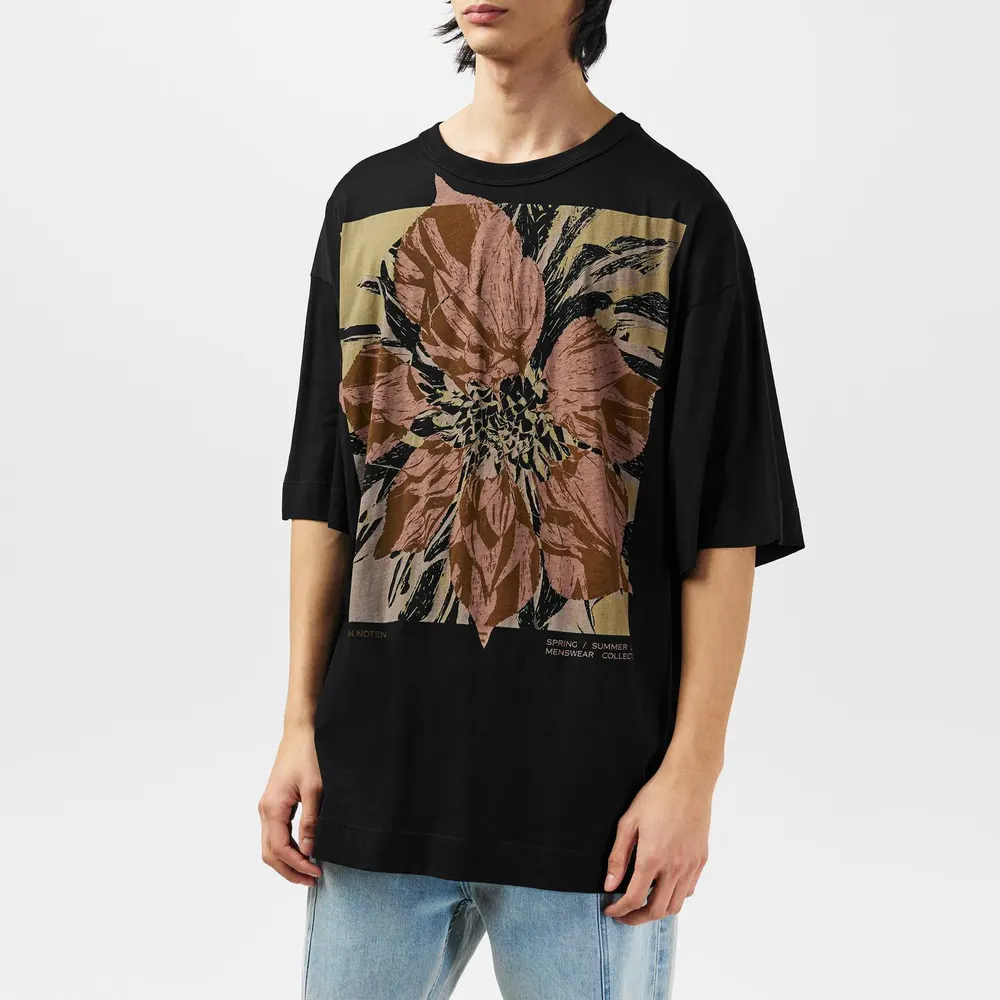 Dries Van Noten Graphic T-Shirt in Black – Clothing