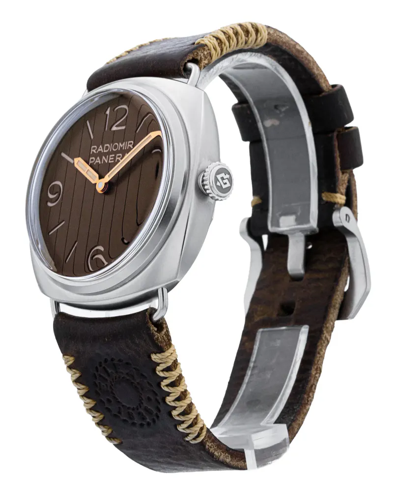 Panerai Radiomir Eilean PAM01243 — 2022 — Very good in Brown Quarter Arabic, additional product view 2