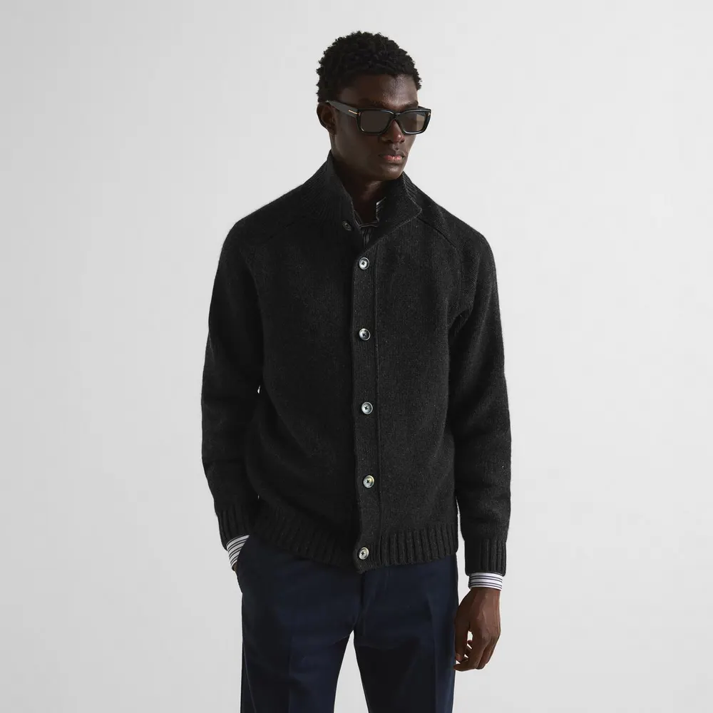Tom Ford TF Button Cardigan Sn64 detail 3